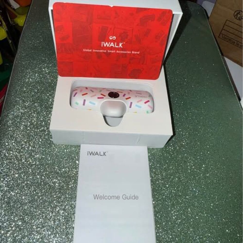 iWALK LinkPod P Portable Charger Power Bank old style - Picture 2 of 4
